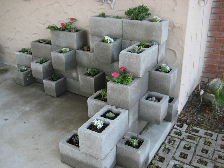 Amazing Uses Of Concrete Blocks In Your Home And Garden