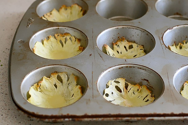 Dried Pineapple Flowers 2