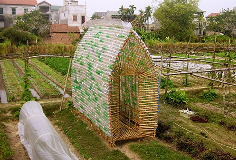 Lovely Ideas to Recycle Plastic Bottles