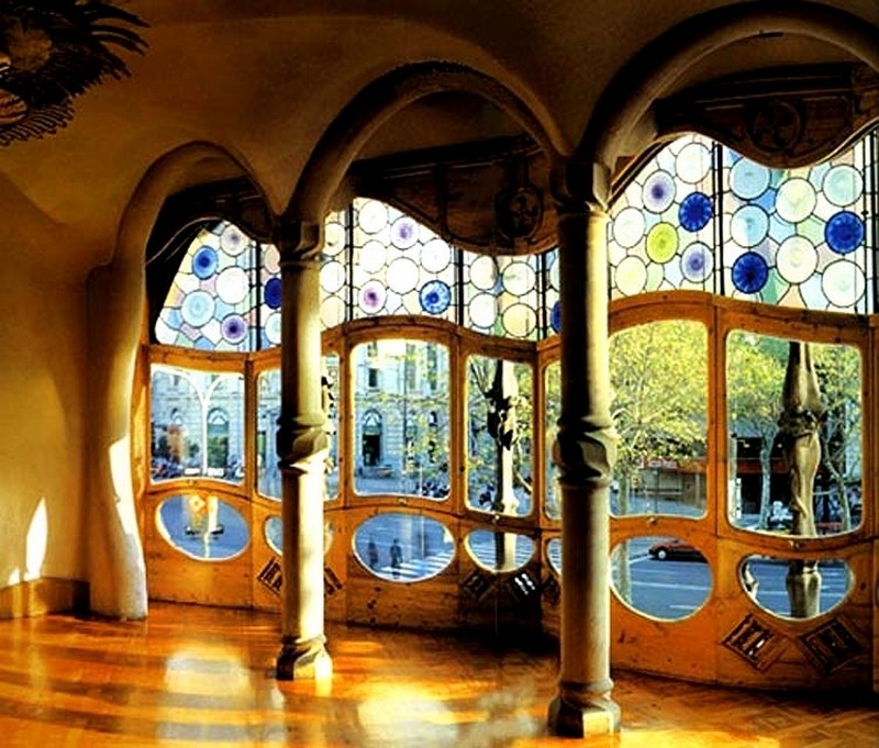 Top 15 Beautiful and Colorful Stained Glass
