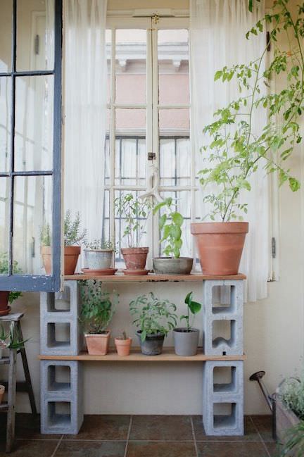 You can make a wonderful drawer easily and display all your flower pots in your yard.