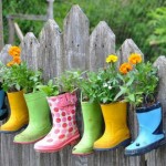12 Flower Pots In Different Colors For Your Balcony
